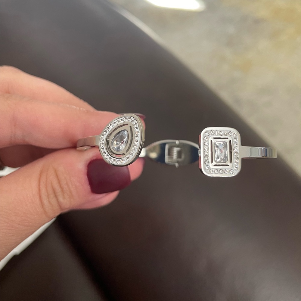 Bangle - Picture 2 of 2